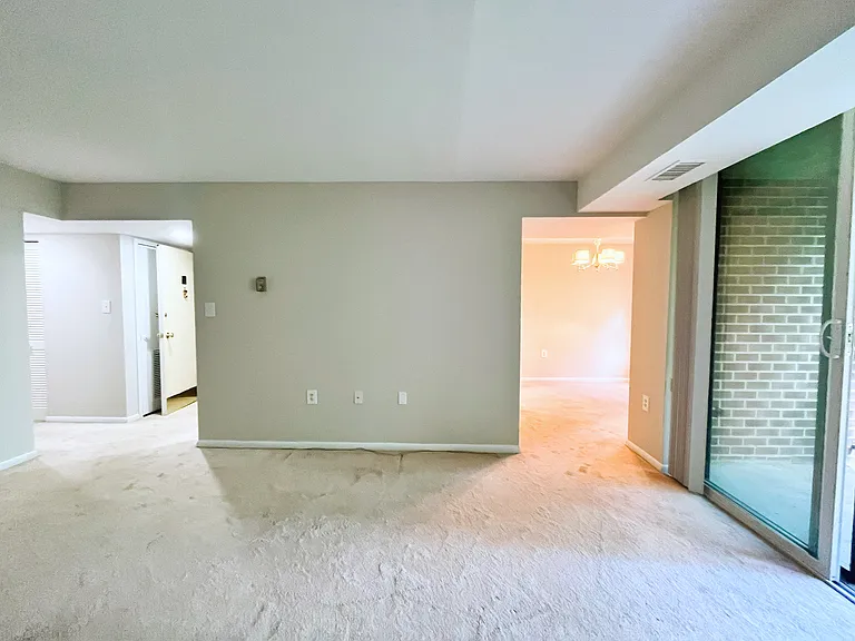 1538 Northgate Sq #12 — Photo 5