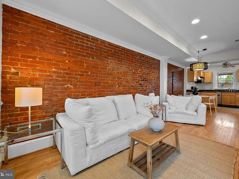 1010 W St NW — Photo 5