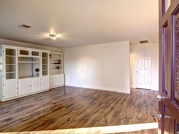 5th image of 2722 Rubicon Ave