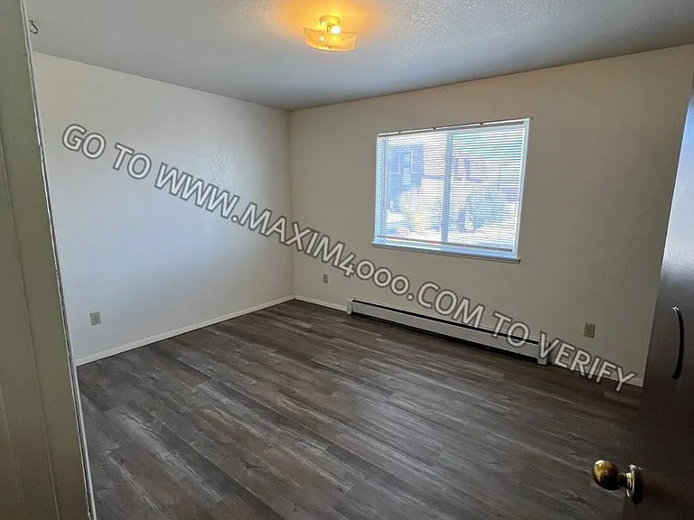 2441 Bunting Avenue — Photo 9