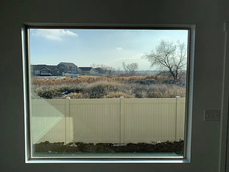 139 E River View Dr — Photo 3