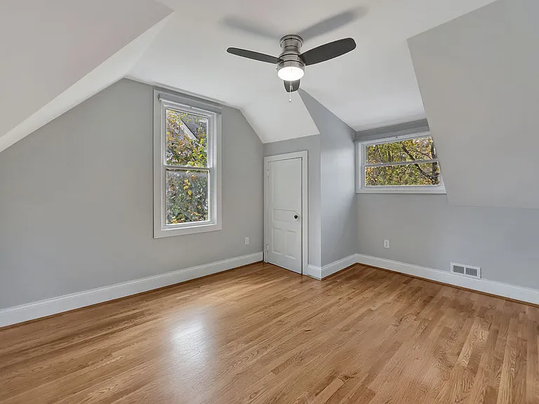 5021 Ravenna St — Photo 21