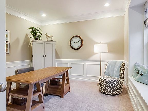4th image of 5117 Emerald View Dr