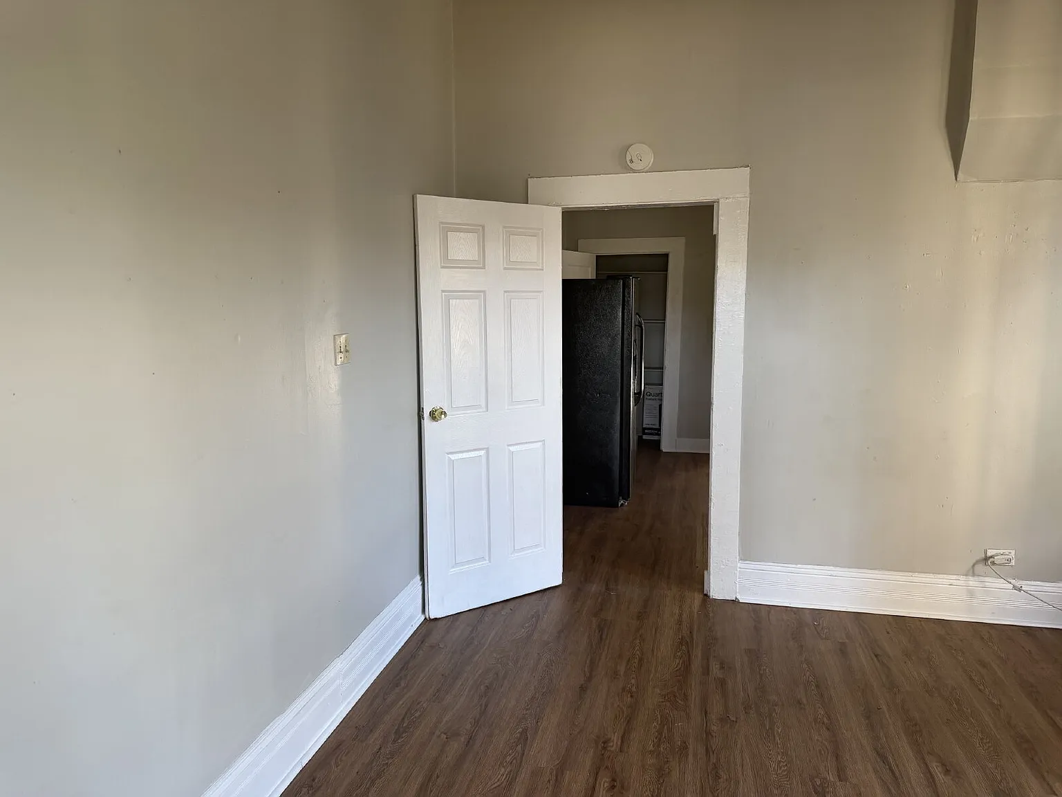 1 bed, 1.0 bath, $825 — Photo 4