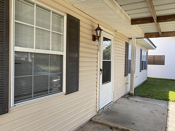 2nd image of 2229 2nd St