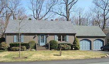 1st image of 20 Woodbury St