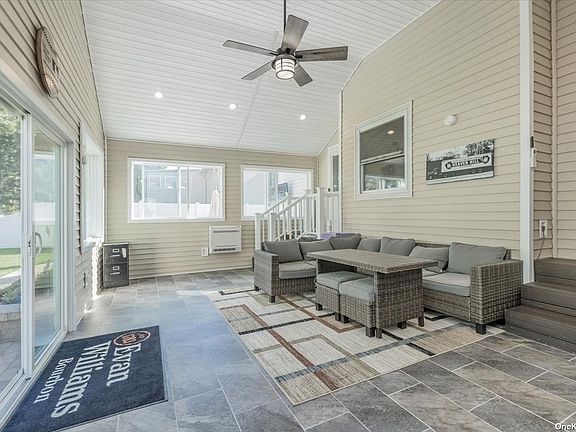 2nd image of 547 Renee Dr
