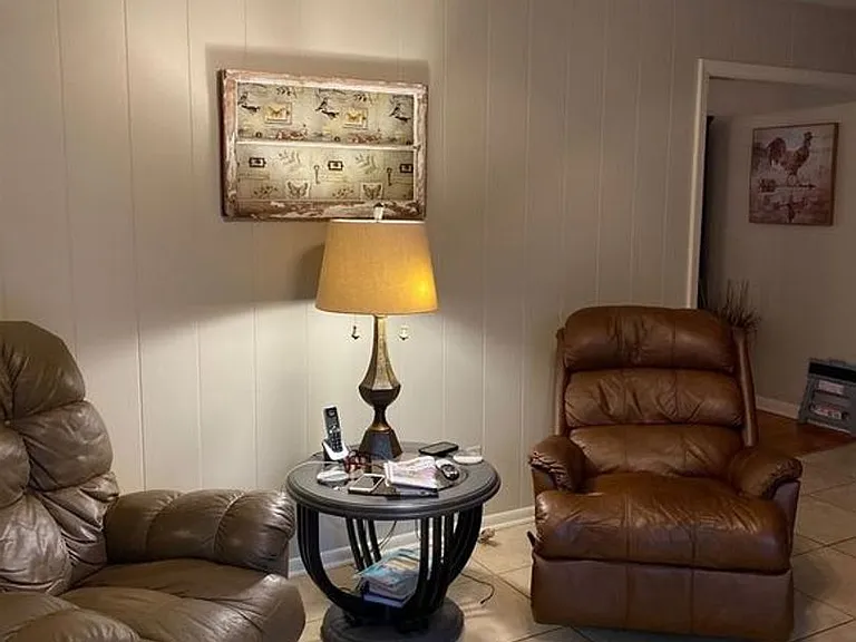 3155 Lakeshore Dr — Photo 6