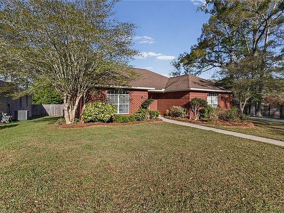 2nd image of 1630 Pine Station Rd E