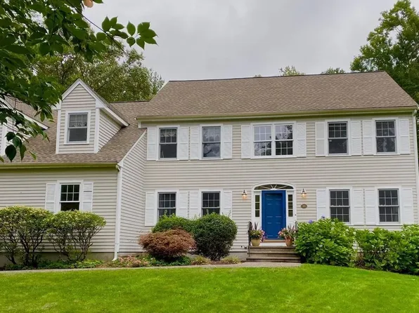 11 Sundance Way, Natick, MA 01760