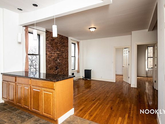 3rd image of 726 Park Pl APT 5