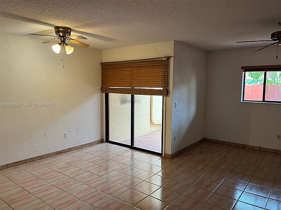 2nd image of 463 SE 14th St #463