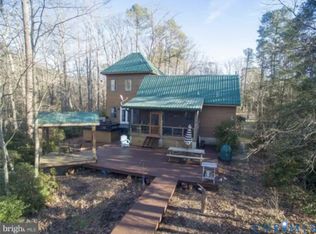 450 Newtown Rd, White Stone, VA 22578