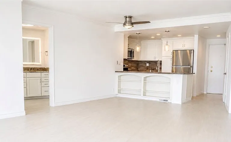 700 E Ocean Blvd #2605 — Photo 4