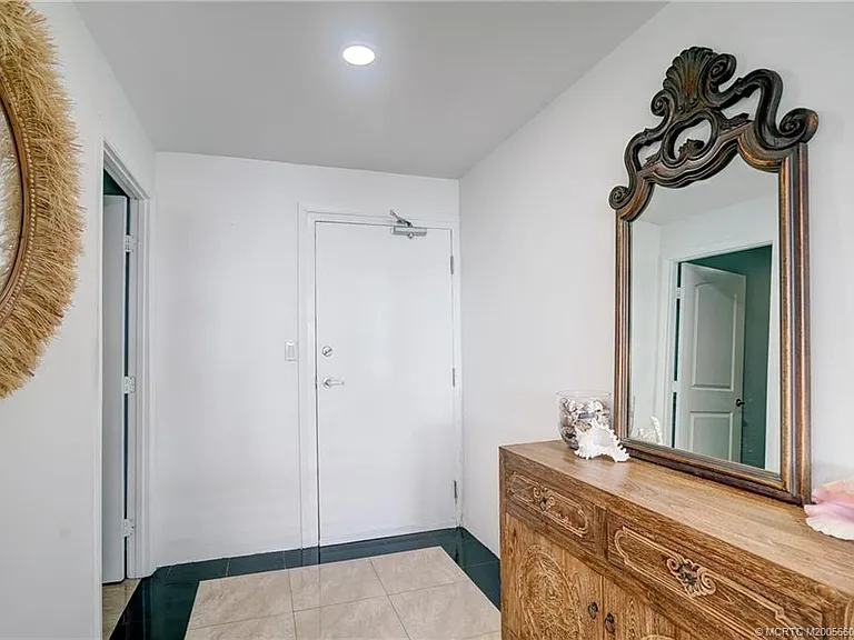 10410 S Ocean Dr #209 — Photo 7
