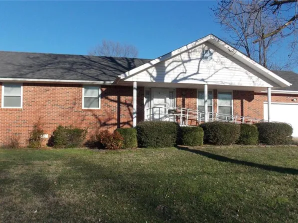 2612 Charlton Ln, Broseley, MO 63901