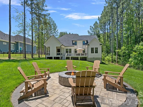 156 Crooked Branch Way, Troutman, NC 28166