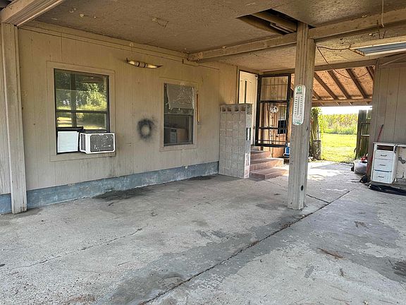 2nd image of 3076 County Road 945 Rd
