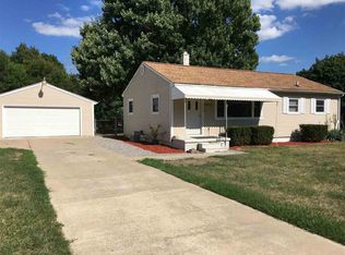 5415 Sharon Dr, Jackson, MI 49203