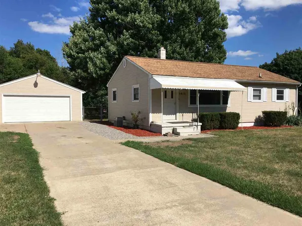 5415 Sharon Dr, Jackson, MI 49203