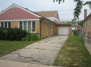 5822 N Jersey Ave, Chicago, IL 60659