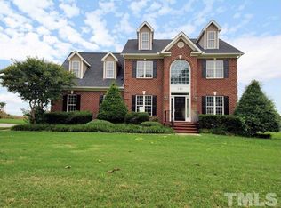 380 Riverwood Dr, Clayton, NC 27527