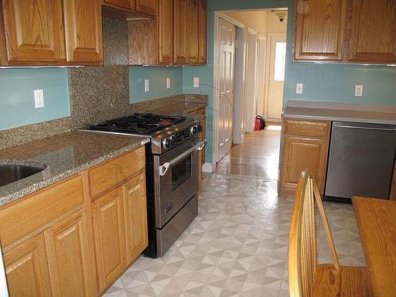 5th image of 71 Elmwood St #2