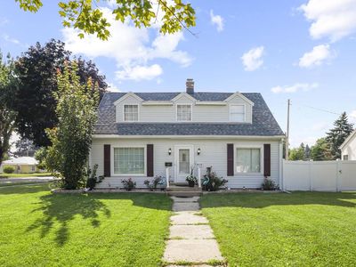 802 MacArthur Drive, Beaver Dam, WI, 53916