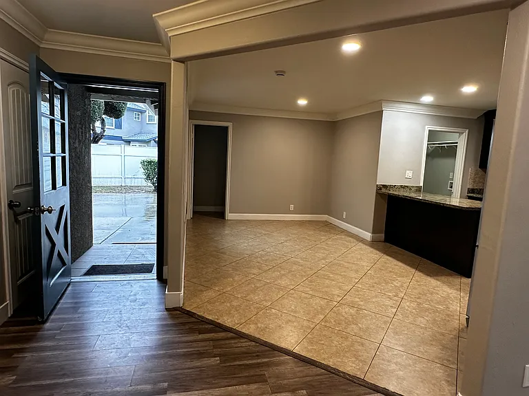 9390 Heather Ave — Photo 22