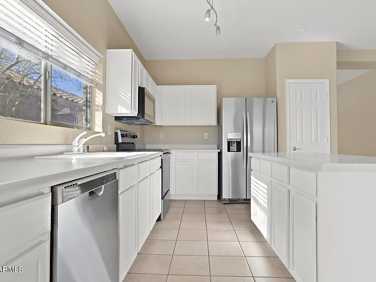 9303 E Whitewing Dr — Photo 10