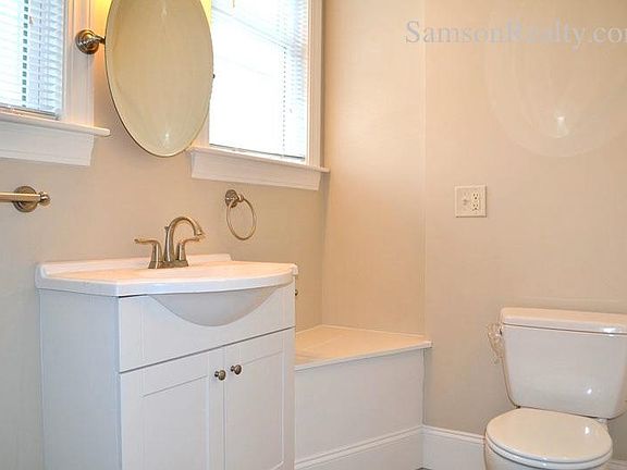 5th image of 78 Medway St APT 3