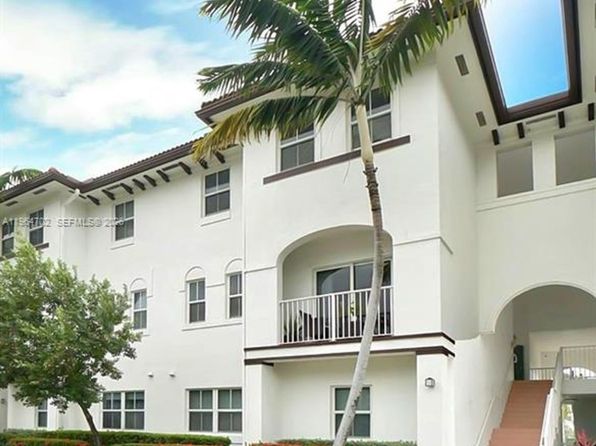 8760 NW 97th Ave APT 203