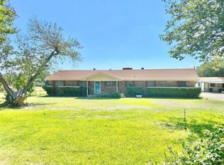 205 County Road 2228, Decatur, TX 76234