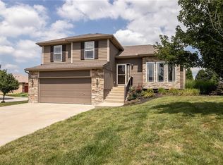 9119 N Holly St, Kansas City, MO 64155