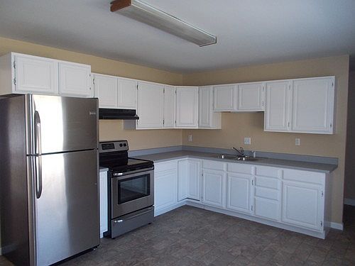 3rd image of 4051 Arborcrest Dr