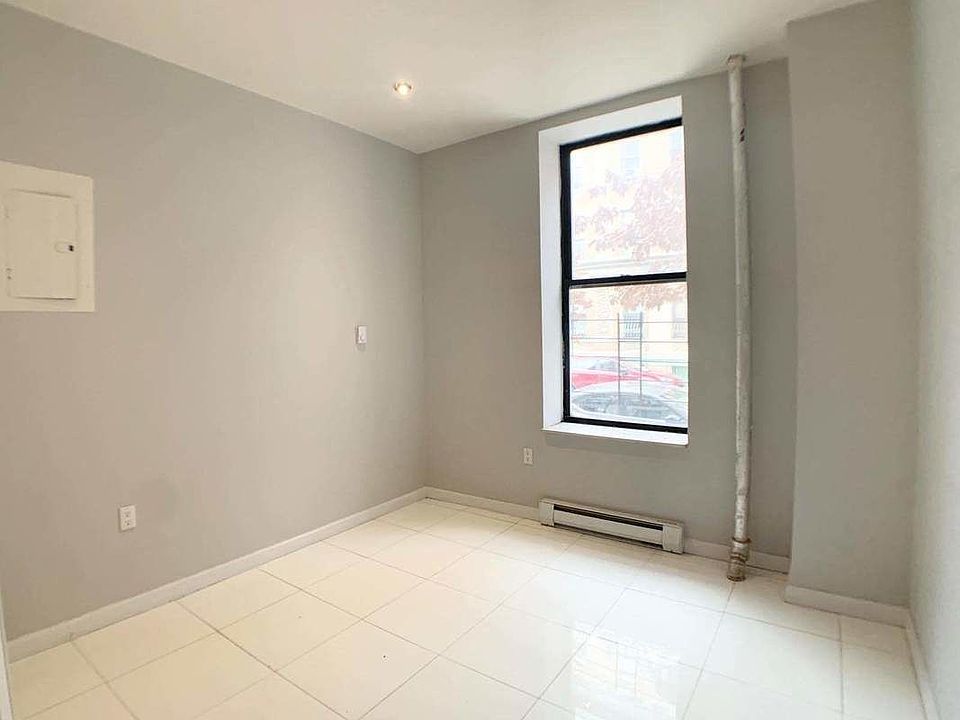 1st image of 350 Manhattan Ave #6