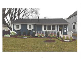 26 N Laird St, Naperville, IL 60540