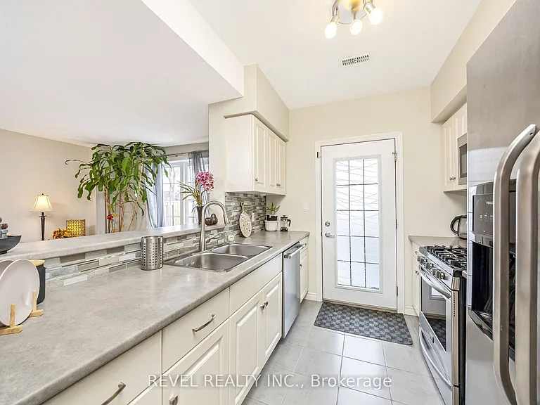 19B Guthrie St — Photo 14