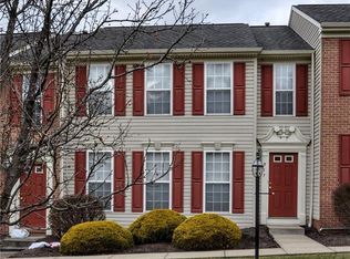 917 Royal Ct, Canonsburg, PA 15317