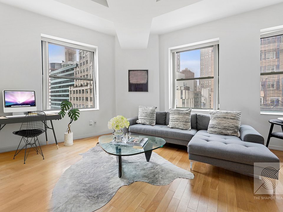 1st image of 99 John St APT 2305