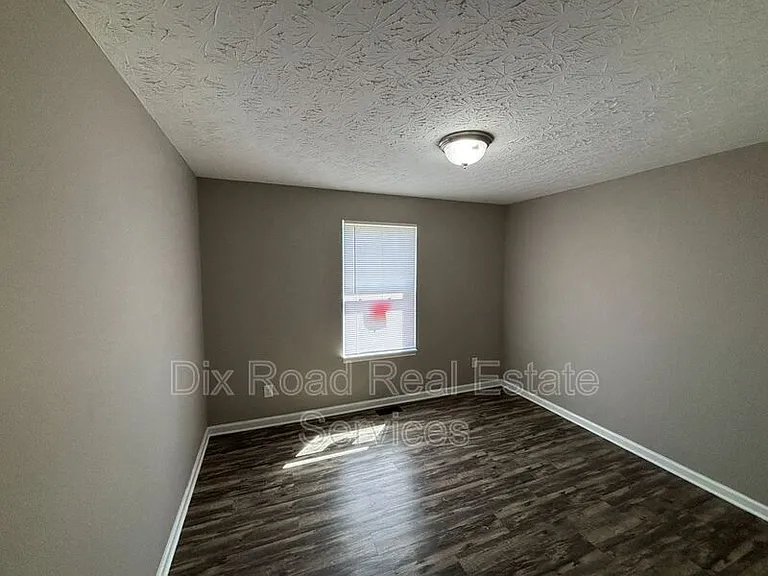 794 Carriage Hill Ln — Photo 20
