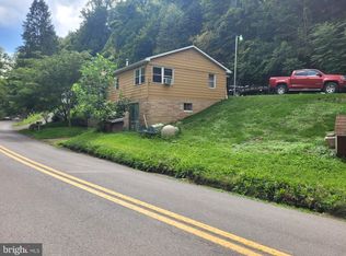 962 Limestone Rd, Keyser, WV 26726