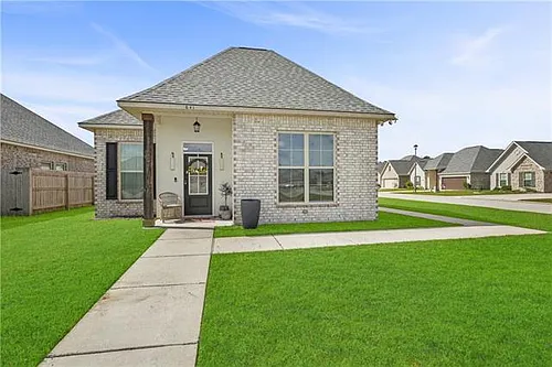 641 Haaswood Ln Photo 1
