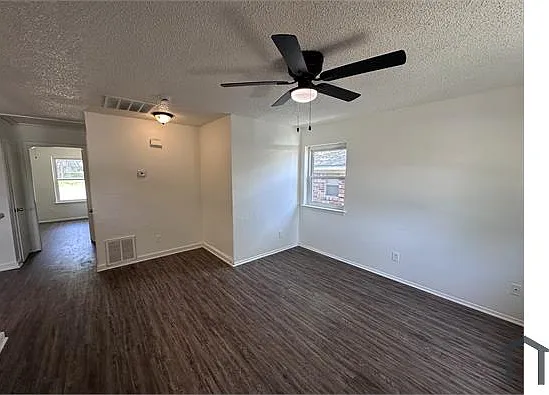 5408 Helmick Ave — Photo 5