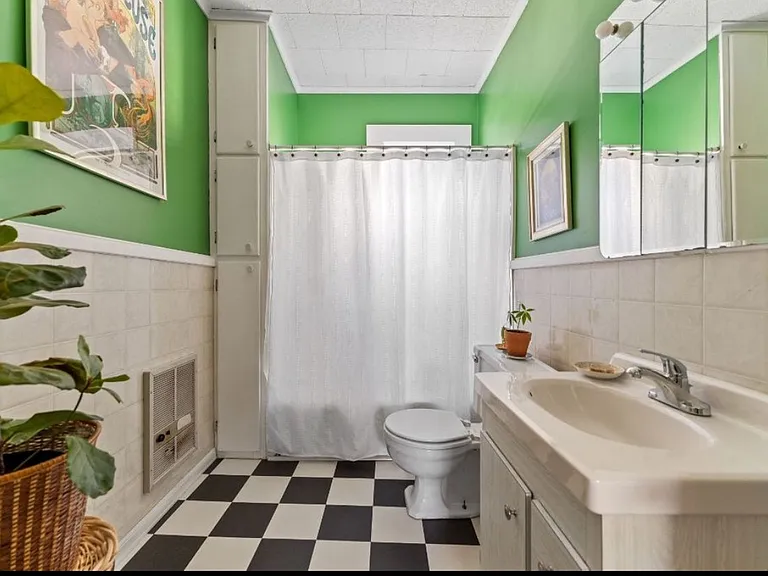 61 Lincoln Ave #1 — Photo 3