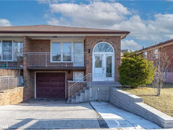 156 Milady Rd, Toronto, ON M9L 2H8