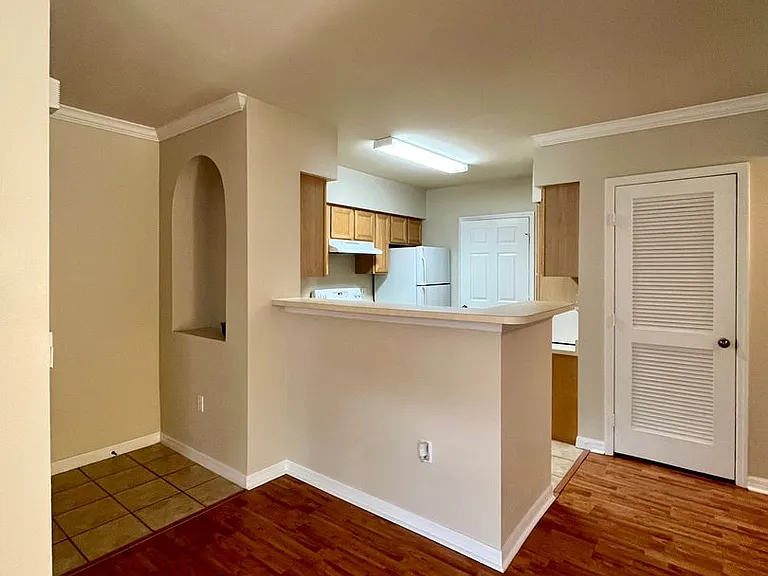 1155 Villagio Cir #106 — Photo 6