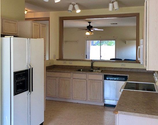 2nd image of 15497 W Maui Ln