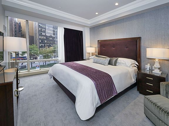 2nd image of 1 Central Park N #416