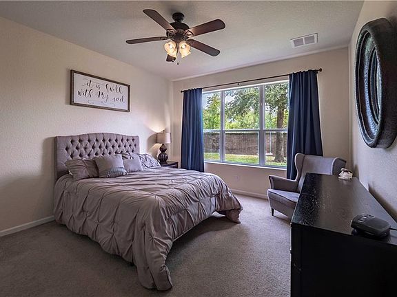 3rd image of 14520 Windigo Ln
